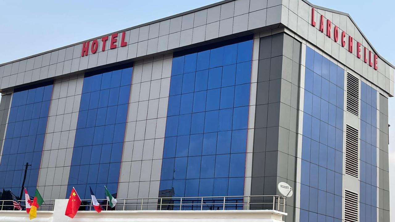 La Rochelle Hotel Yaoundé Exterior foto